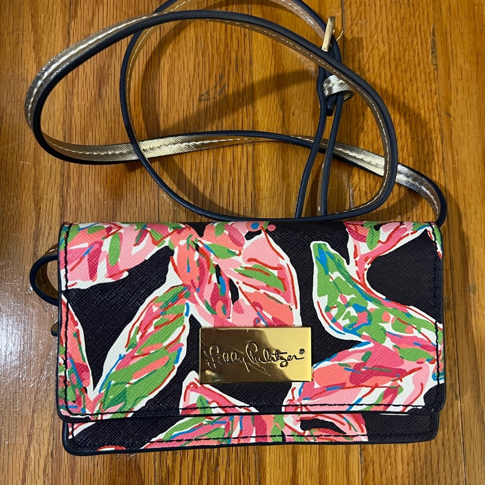 Lilly Pulitzer It’s a Date Crossbody Bag